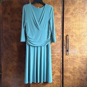 Max & Cleo dress 👗✨